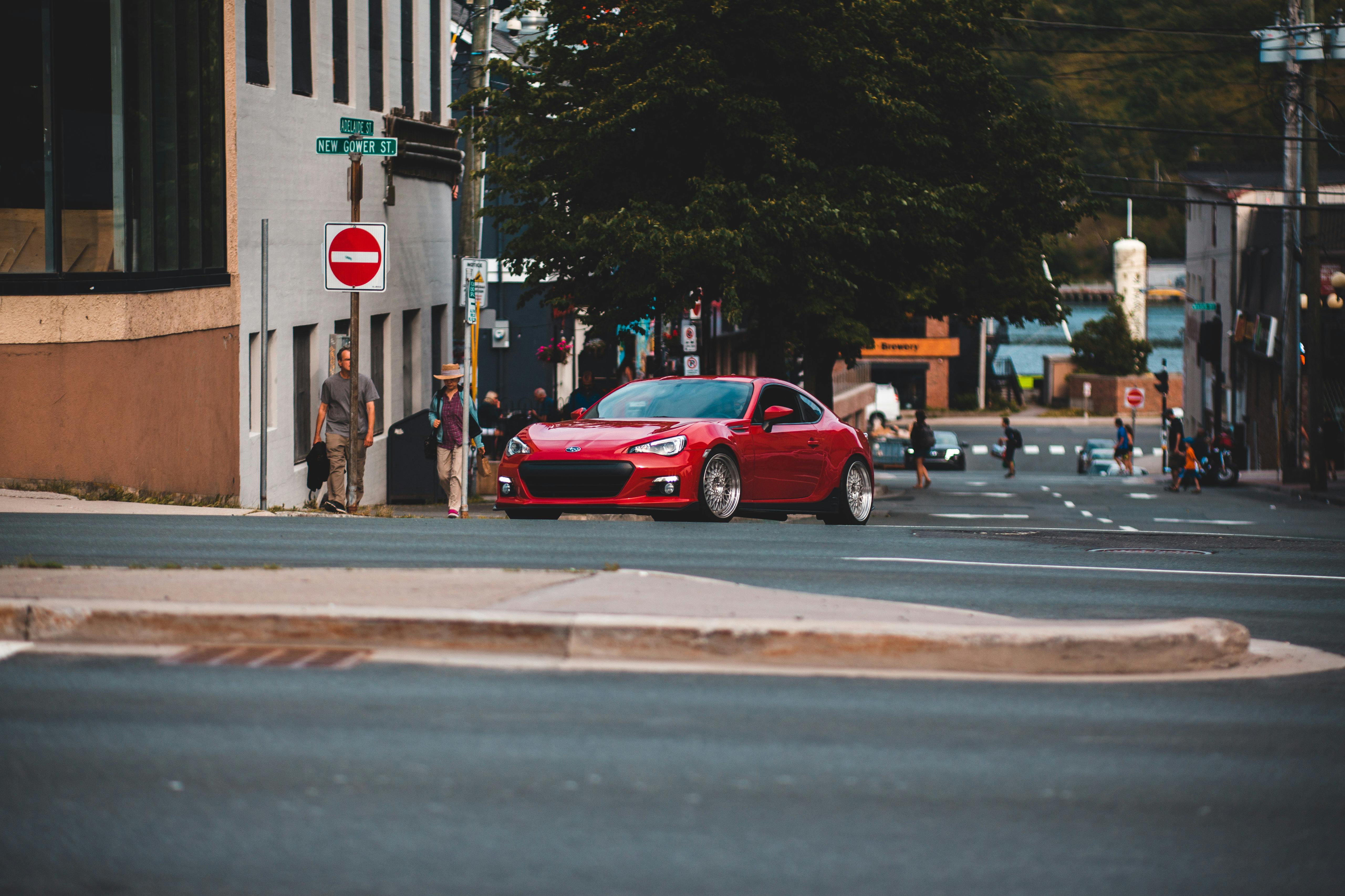 Car turning through an urban corner for turning-movement observation context